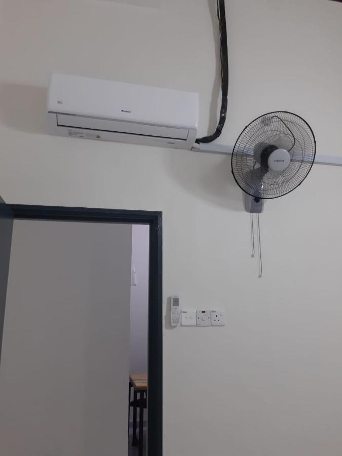 Rumah Armand Melaka 4Br Fully Aircond Ngoại thất bức ảnh